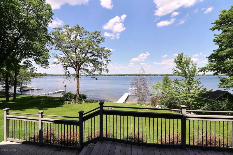 22219 Broadwater Dr, Pelican Rapids, MN 56572