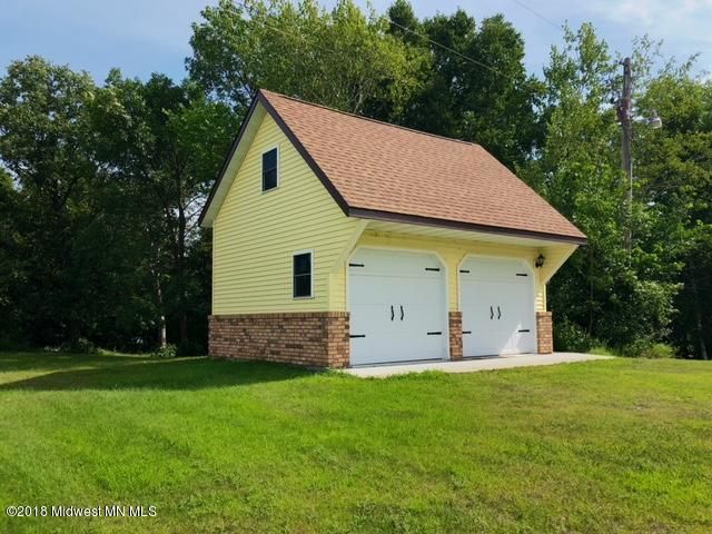 15313 E Munson Dr, Detroit Lakes, MN 56501