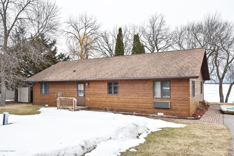38530 Walker Lake Dr, Richville, MN 56576