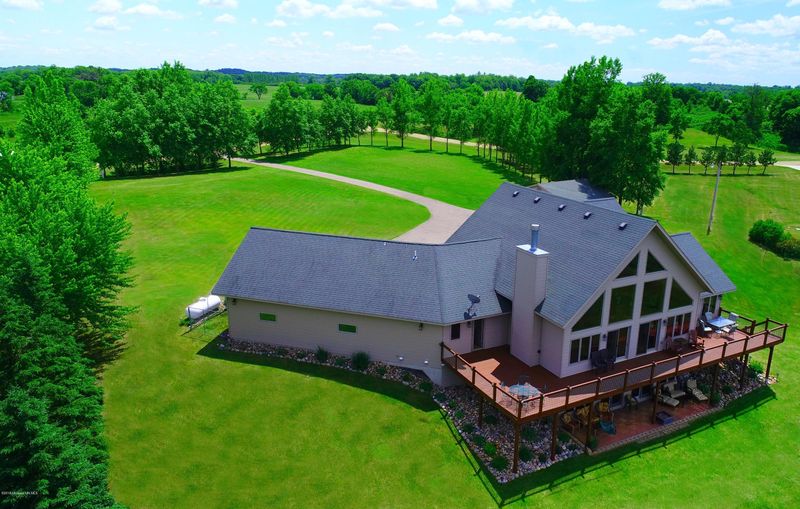 45641 Sunnybrook Ln, Vergas, MN 56587