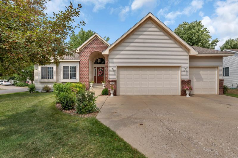1819 Highland Trl, Saint Cloud, MN 56301