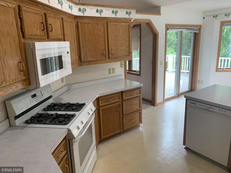8459 Jergen Ave S, Cottage Grove, MN 55016