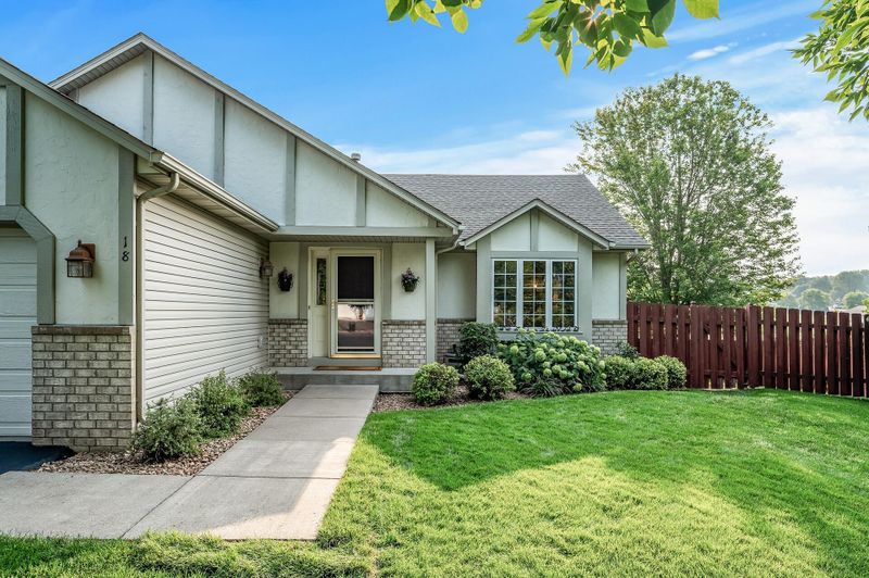 18 Cherrywood Ave NW, Saint Michael, MN 55376