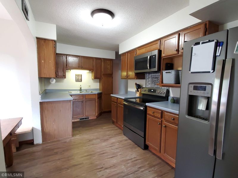 1012 Portland Ave, Brainerd, MN 56401