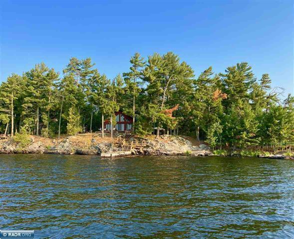 12763 State Point Rd, Kabetogama, MN 56669