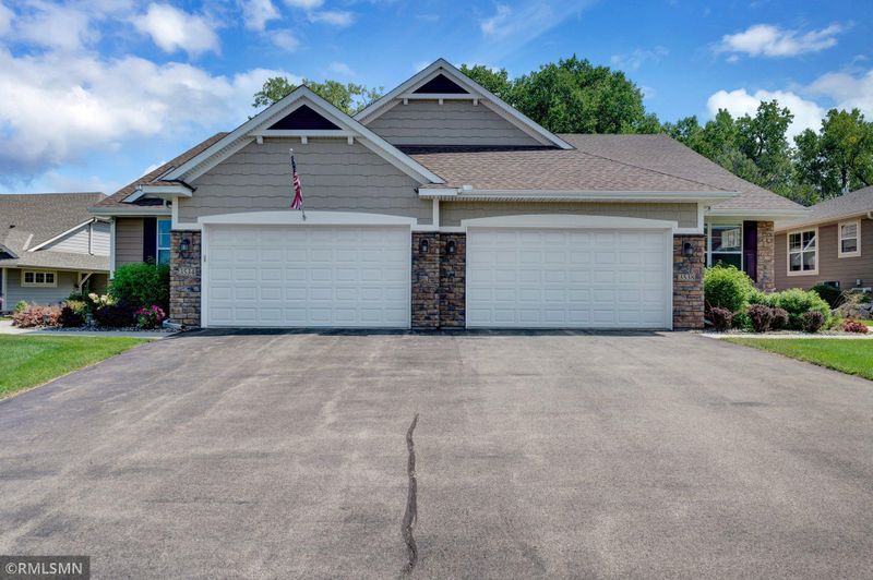 3538 Sawgrass Trl E, Eagan, MN 55123
