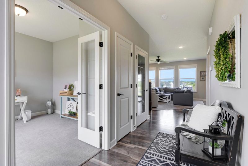 9020 Lakeside Dr, Victoria, MN 55386