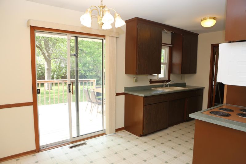 8614 Greystone Ave S, Cottage Grove, MN 55016