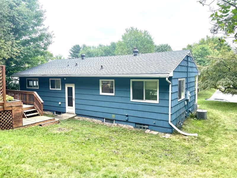 521 15th St SE, Menomonie, WI 54751