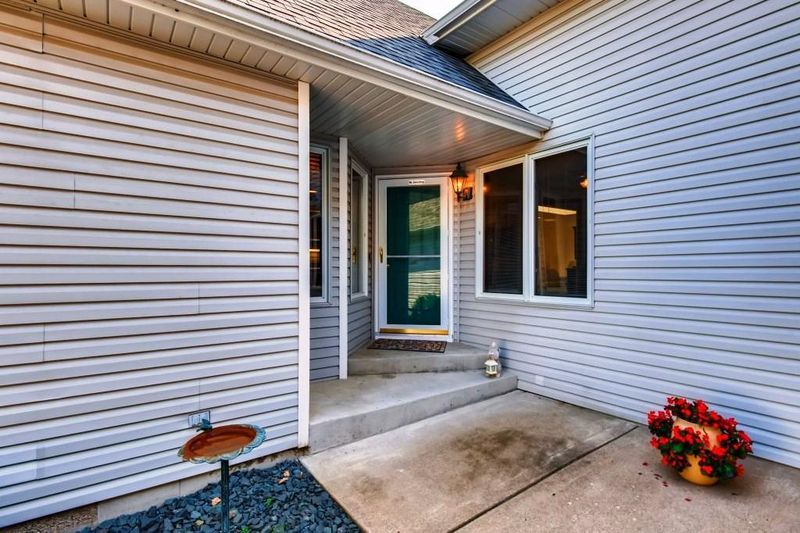 3436 Silver Ln NE, Saint Anthony, MN 55421