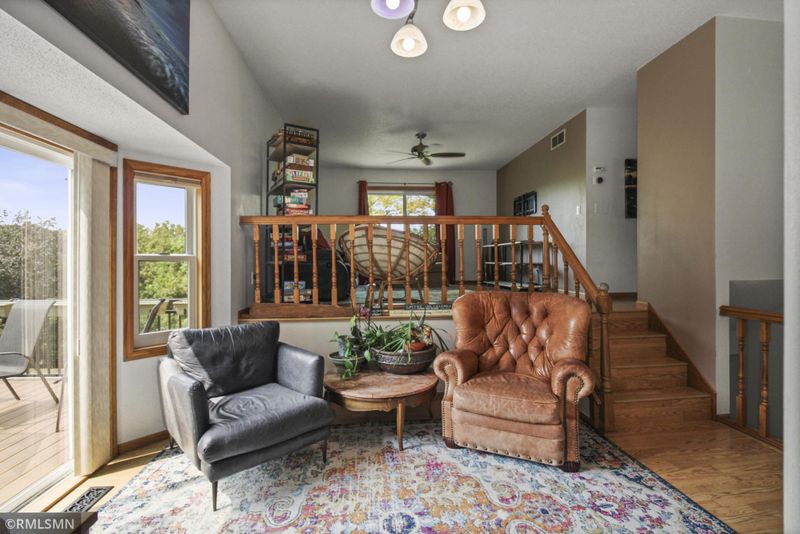 6867 Sunnyslope Dr, Maple Grove, MN 55311