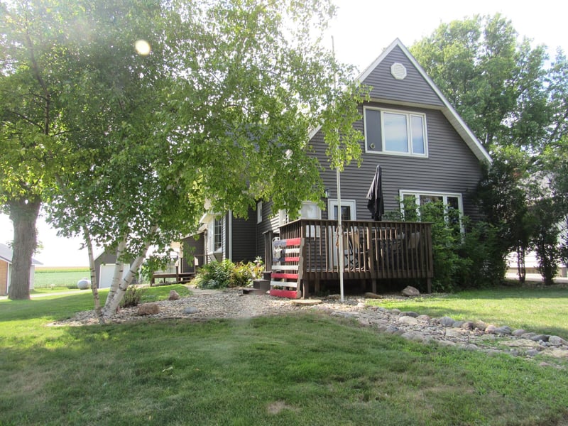 509 3rd Ave, Wilmont, MN 56185