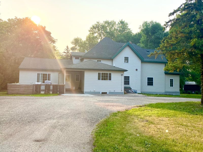 672 7th St, Hancock, MN 56244