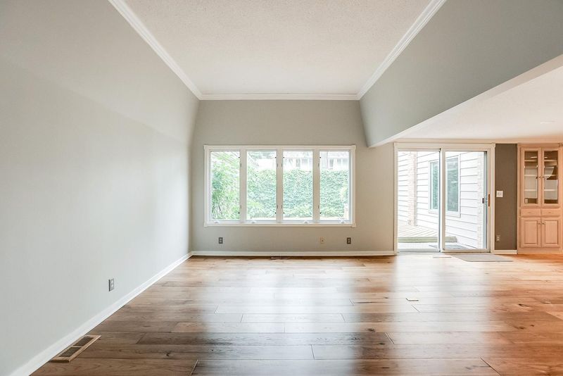 6417 Colony Way #1C, Edina, MN 55435