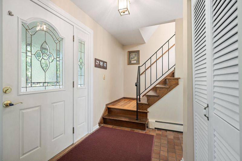 6854 Washington St NE, Fridley, MN 55432