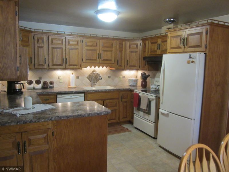 3825 Sherman Dr NE, Bemidji, MN 56601
