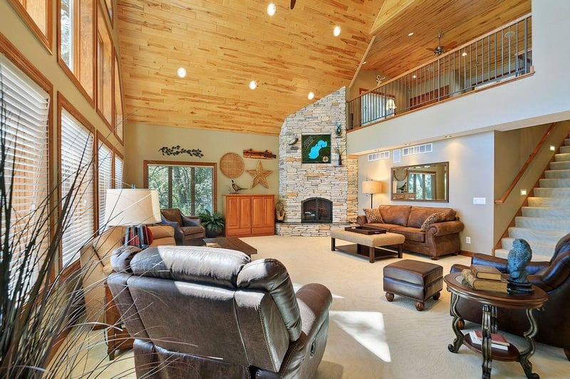 12269 Hart Ave NW, Annandale, MN 55302