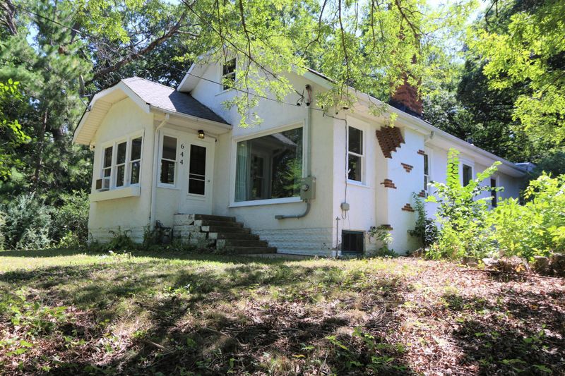 644 County Road B2 E, Little Canada, MN 55117