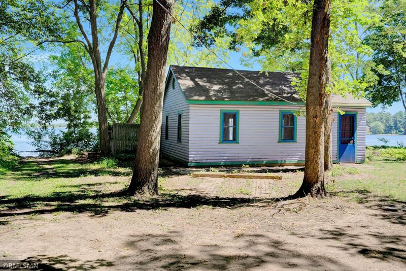 19141 E Front Blvd NE, Wyoming, MN 55092