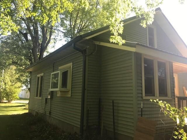 19 E North Ave, Luck, WI 54853