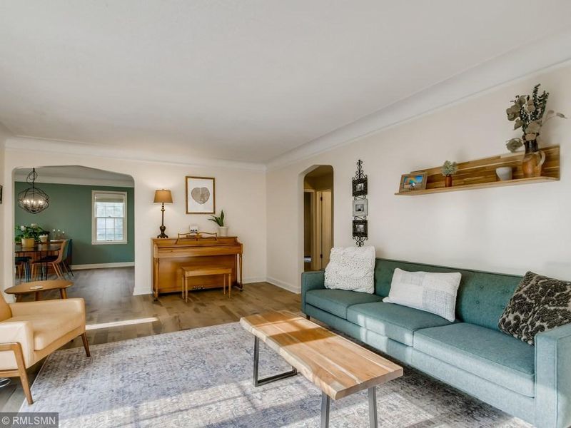 4307 Dupont Ave N, Minneapolis, MN 55412