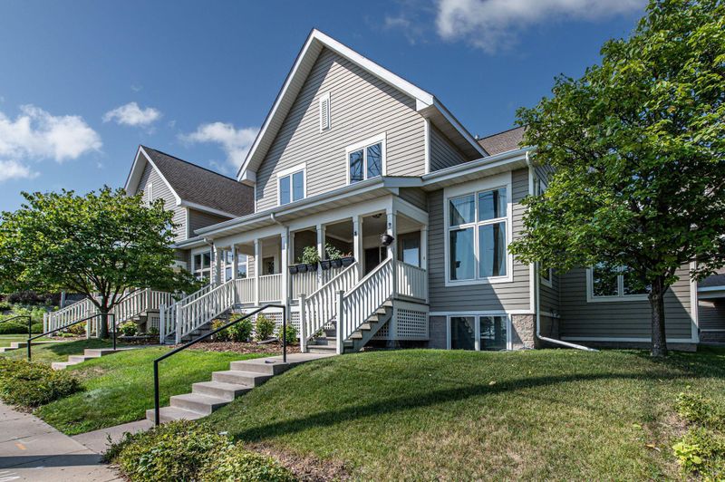 8 Bedford St SE, Minneapolis, MN 55414