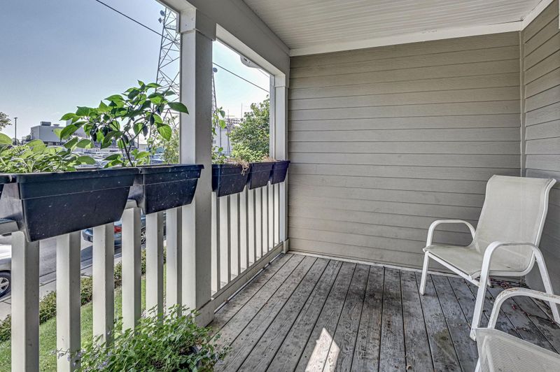 8 Bedford St SE, Minneapolis, MN 55414