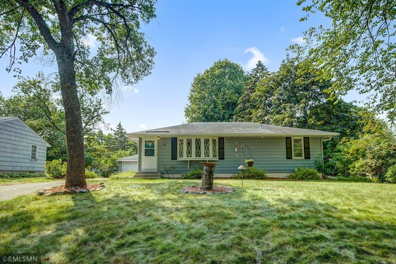 43 Oday St N, Maplewood, MN 55119