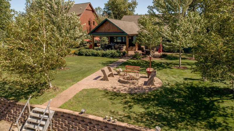 1054 Green Gables Rd, Brainerd, MN 56401