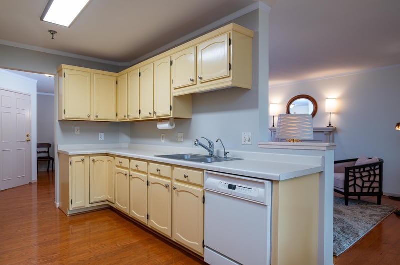 2521 Wilshire Ct, Eagan, MN 55120