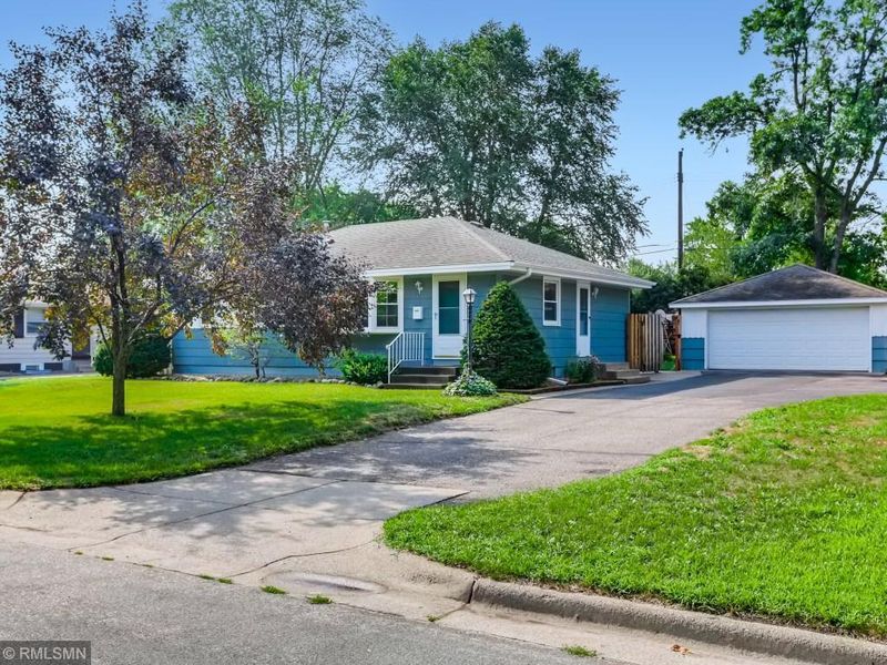 5107 66th Ave N, Brooklyn Center, MN 55429