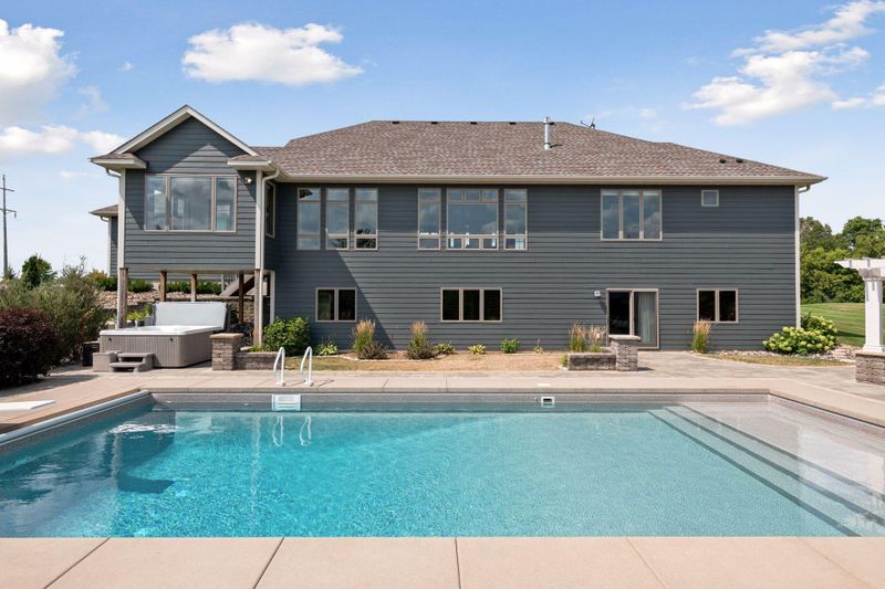 12000 Sahara Cir, Rogers, MN 55374