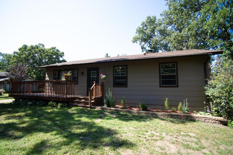 39446 Hemingway Ave, North Branch, MN 55056