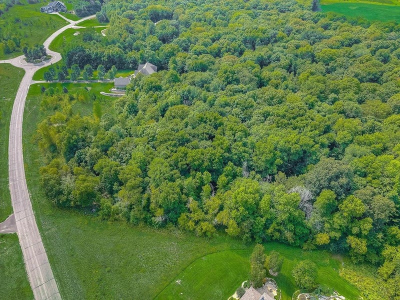 8993 Whisper Creek Trl, Rockford, MN 55373
