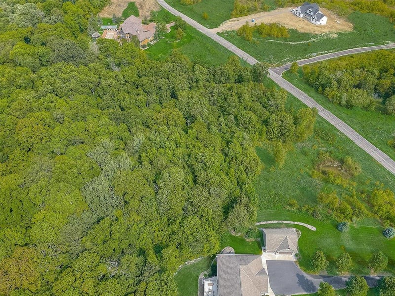 8993 Whisper Creek Trl, Rockford, MN 55373