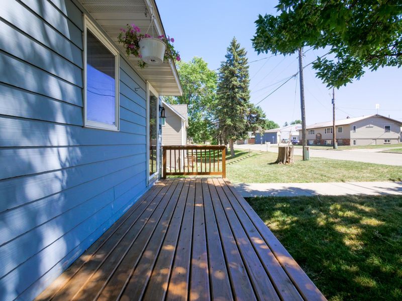 23 E Lake St, Osakis, MN 56360
