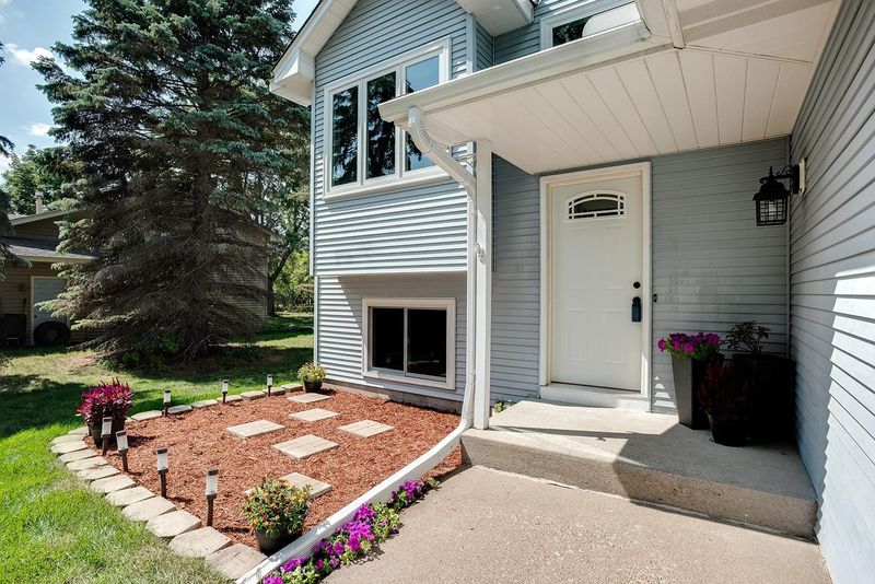 14524 Jonquil St NW, Andover, MN 55304