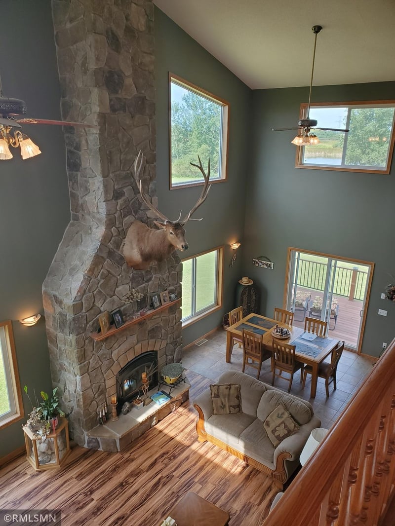 65252 295th St, Litchfield, MN 55355