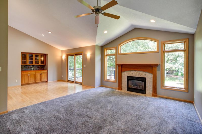 3511 Hazelwood Ln SW, Rochester, MN 55902