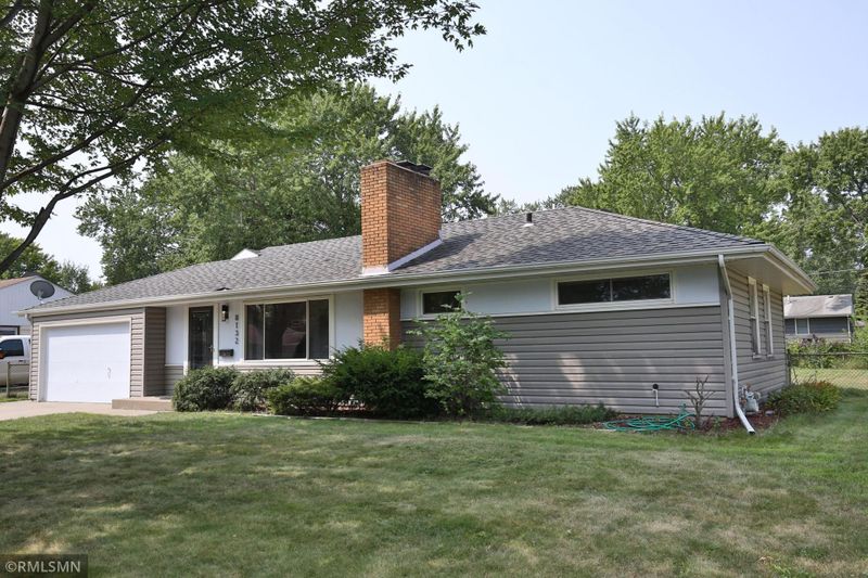 8132 5th Ave S, Bloomington, MN 55420