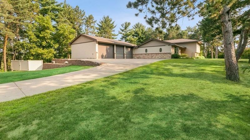 15231 Alpaca St NW, Anoka, MN 55303