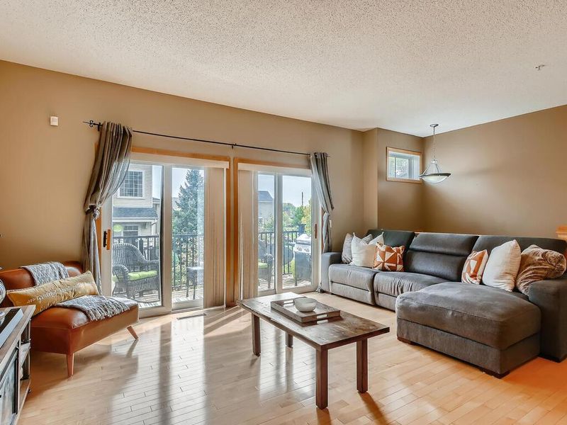 4352 Victor Pa #5, Hugo, MN 55038