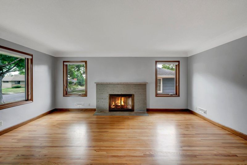 6052 Knox Ave S, Minneapolis, MN 55419