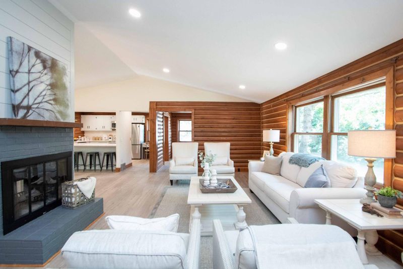 24800 Wiltsey Ln, Minnetonka, MN 55331