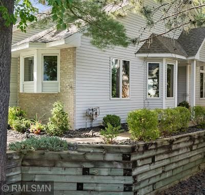 2615 Rivers Bluff Ln, Anoka, MN 55303