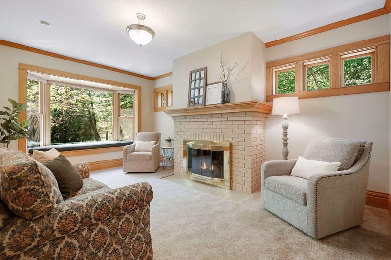 3332 Martha Ln, Minnetonka, MN 55345