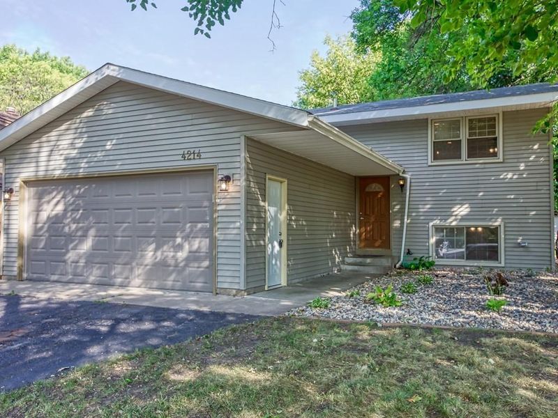 4214 Grainwood Cir NE, Prior Lake, MN 55372
