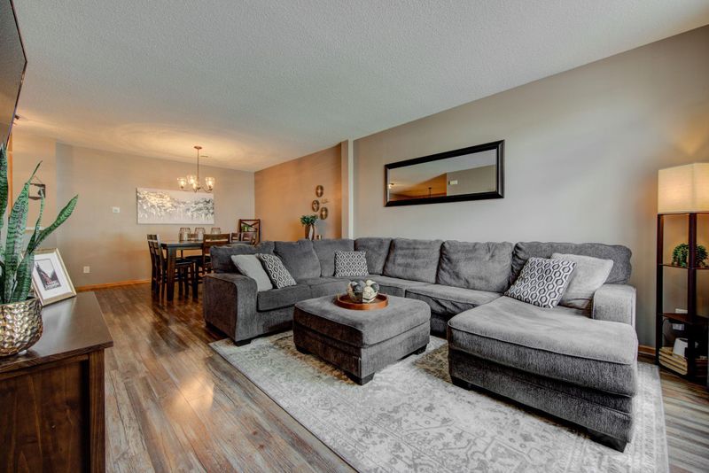 18205 69th Pl N, Maple Grove, MN 55311