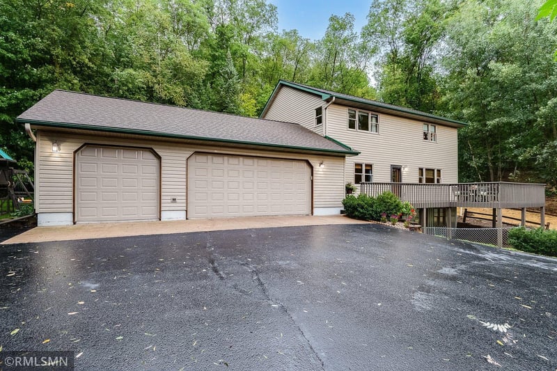 890 207th St, Osceola, WI 54009