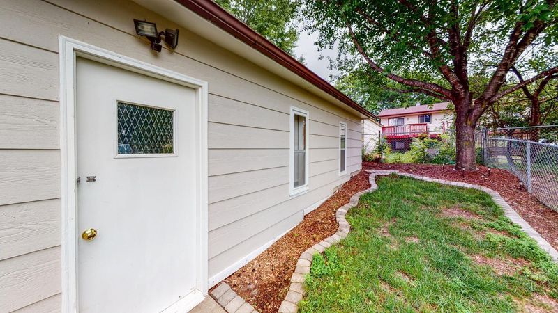 4615 13th Ave NW, Rochester, MN 55901